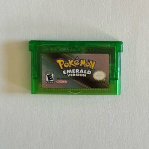 Pokemon Emerald Version Game Boy Advance